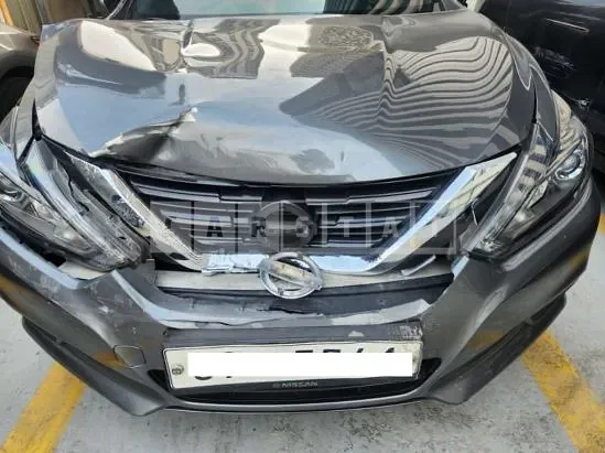 Photo 2 of 11: 2017 Nissan Altima 2.5, VIN 1N4AL3AP7HC195569 — Korean insurance auction