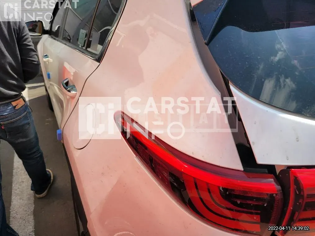 Photo 2 of 32: 2017 Kia Sportage 2.0 (4WD), VIN KNAPN813DJK351359 — Korean insurance auction