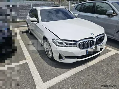 Photo 1 of 10: 2020 BMW 530i xDrive — Korean insurance auction