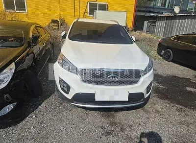 Photo 1 of 40: 2016 Kia Sorento 4WD — Korean insurance auction