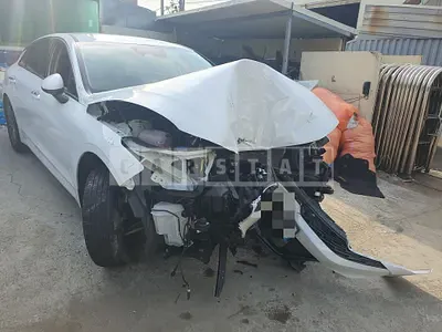 Photo 1 of 13: 2022 Kia K5 2.0 — Korean insurance auction