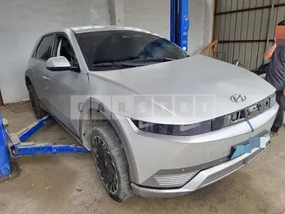 Photo 1 of 28: 2022 Hyundai IONIQ 5 — Korean insurance auction