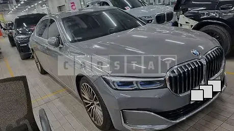 Photo 2 of 9: 2020 BMW 740Li xDrive, VIN WBA7T4107LCD88407 — Korean insurance auction