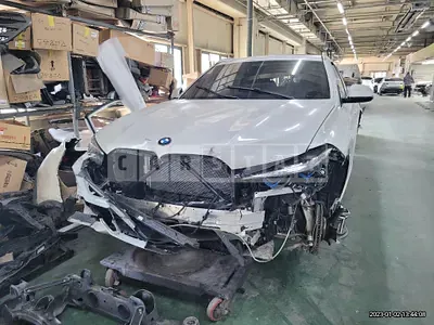 Photo 1 of 37: 2021 BMW X6 xDrive 30d, VIN WBAGT8102M9H07878 — Korean insurance auction