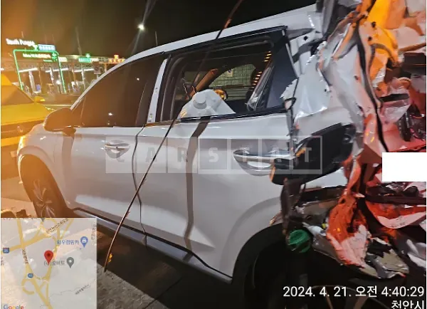 Photo 2 of 10: 2020 Hyundai Santa Fe — Korean insurance auction