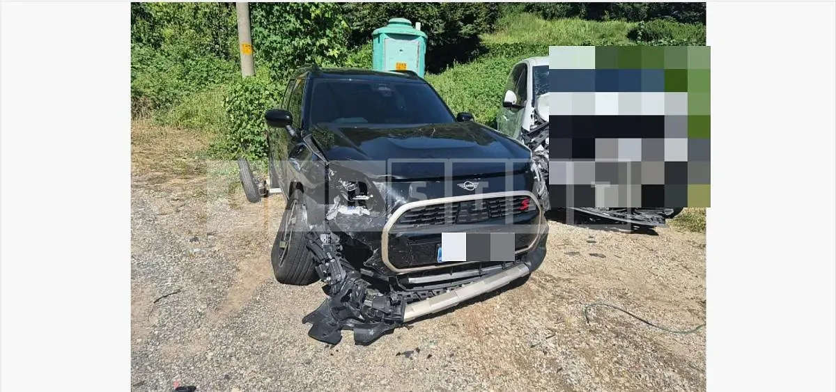 Photo 2 of 35: 2024 MINI Countryman S All 4 — Korean insurance auction