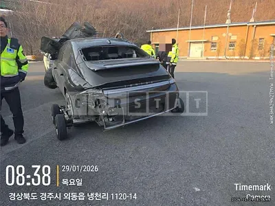 Photo 1 of 5: 2022 Hyundai IONIQ 6 Long Range — Korean insurance auction