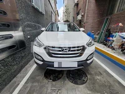 Photo 1 of 6: 2014 Hyundai Calm Santa Fe 2.0 — Korean insurance auction