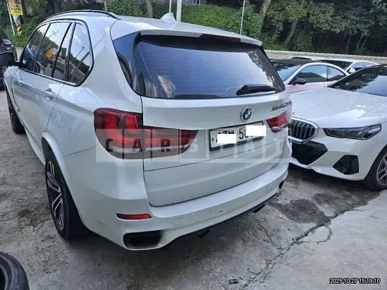 Photo 2 of 13: 2015 BMW X5 M50d, VIN WBAKS8109F0M49585 — Korean insurance auction