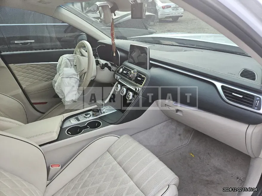 Photo 2 of 10: 2019 Genesis G70 2.0T — Korean insurance auction