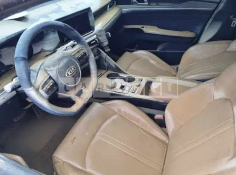 Photo 2 of 4: 2020 Kia K5 — Korean insurance auction