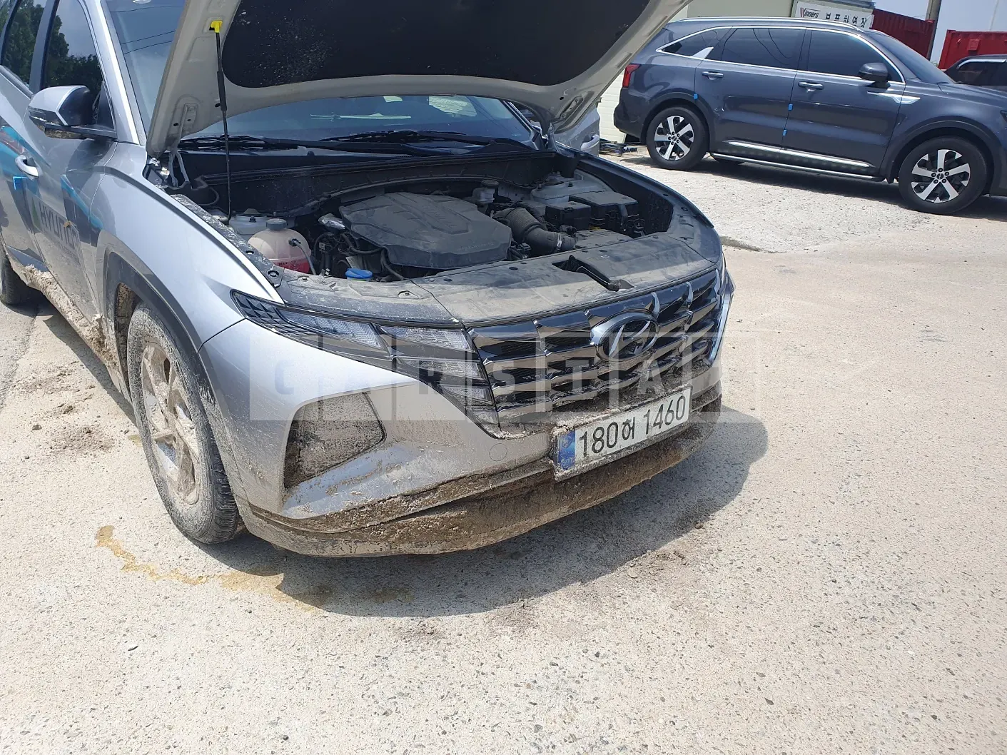 Photo 2 of 30: 2022 Hyundai Tucson, VIN KMHJB81CBNU156845 — Korean insurance auction