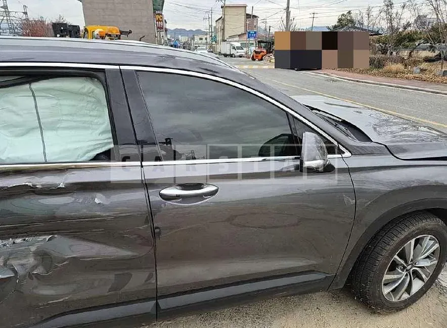 Photo 2 of 22: 2018 Hyundai Santa Fe TM 4WD — Korean insurance auction
