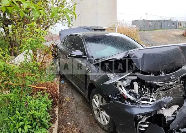 Photo 2 of 12: 2016 Kia K5, VIN KNAGX411BGA038230 — Korean insurance auction