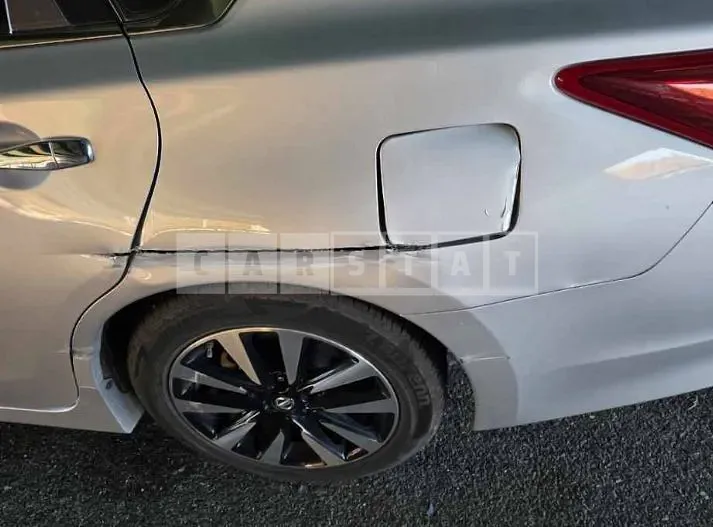 Photo 3 of 3: 2018 Nissan Altima 2.5 — Korean insurance auction
