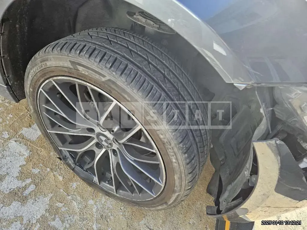 Photo 2 of 18: 2015 BMW 320d Efficient Dynamics Edition — Korean insurance auction