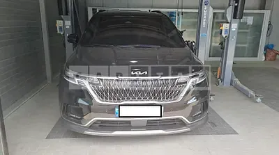 Photo 1 of 21: 2023 Kia Carnival, VIN KNANC81BBPS308940 — Korean insurance auction