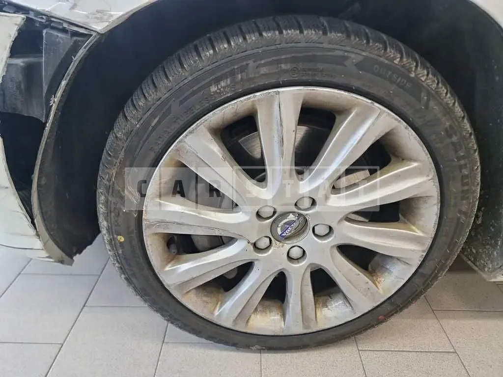 Photo 2 of 10: 2016 Volvo V40 D3 — Korean insurance auction
