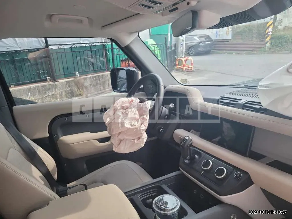 Photo 2 of 26: 2022 Land Rover Defender 90 D250, VIN SALEA6BW8N2082281 — Korean insurance auction