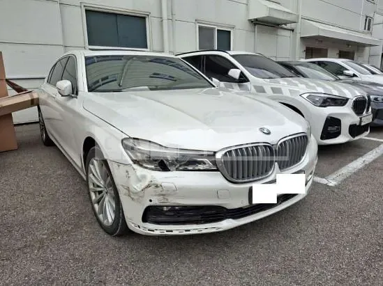 Photo 2 of 10: 2016 BMW 740Li xDrive — Korean insurance auction