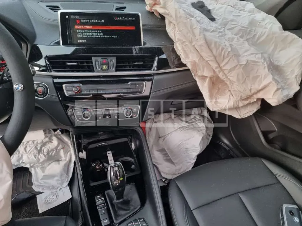 Photo 2 of 22: 2022 BMW X1 xDrive 20i, VIN WBA11DG03N5T49160 — Korean insurance auction