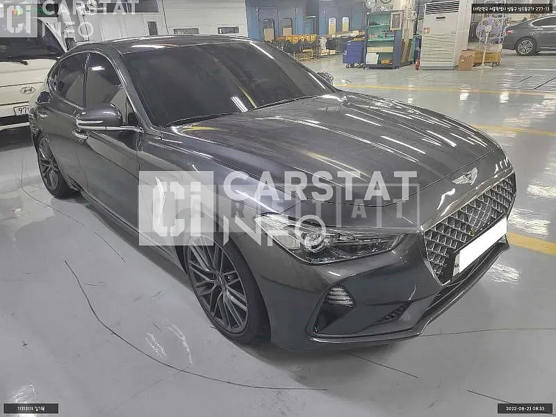 Photo 2 of 12: 2018 Genesis G70, VIN KMTG341ADJU017677 — Korean insurance auction