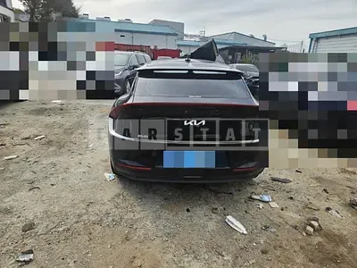 Photo 1 of 18: 2022 Kia EV6 Electric Car — Korean insurance auction