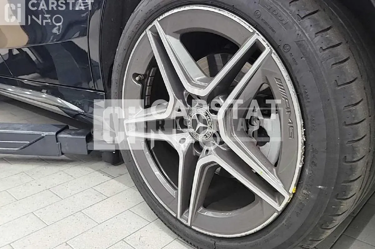 Photo 2 of 44: 2019 Mercedes-Benz C220 d 4Matic, VIN WDDWF1FB5KR464218 — Korean insurance auction