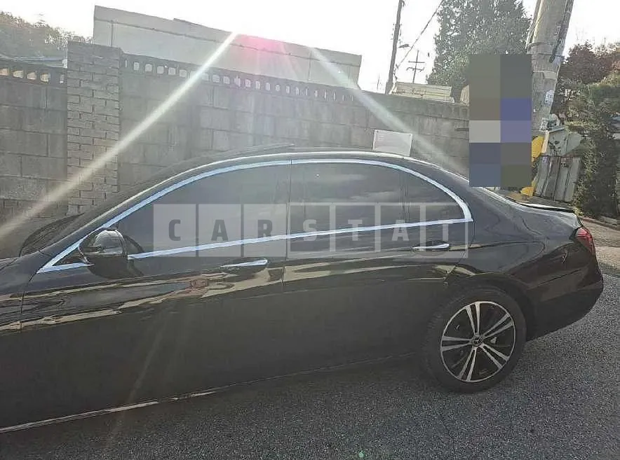 Photo 2 of 48: 2020 Mercedes-Benz E 300 — Korean insurance auction