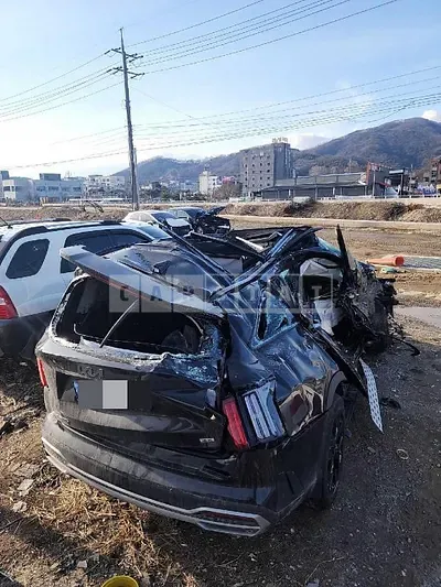 Photo 1 of 5: 2023 Kia Sorento 4WD — Korean insurance auction