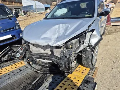 Photo 1 of 3: 2016 Hyundai Santa Fe, VIN KMHSW81UDGU655077 — Korean insurance auction