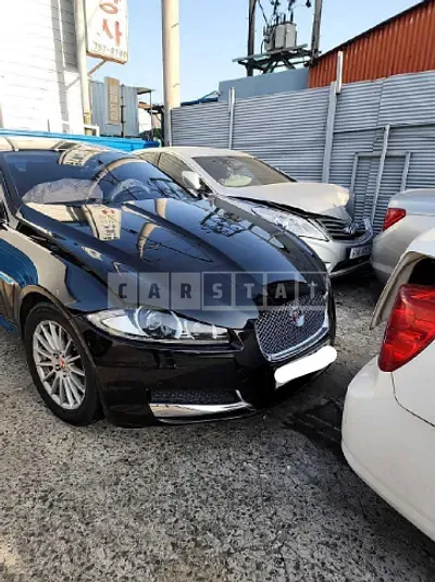 Photo 1 of 38: 2015 Jaguar XF 2.0 Gtdi, VIN SAJAA05S4FPU54118 — Korean insurance auction