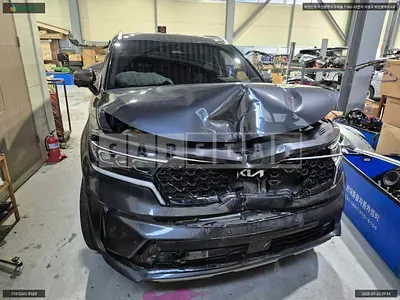 Photo 1 of 18: 2021 Kia Sorento, VIN KNARF81FHNA130328 — Korean insurance auction