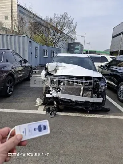Photo 1 of 20: 2024 Hyundai Santa Fe — Korean insurance auction