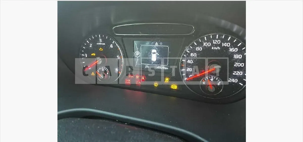 Photo 2 of 8: 2017 Kia Sorento — Korean insurance auction