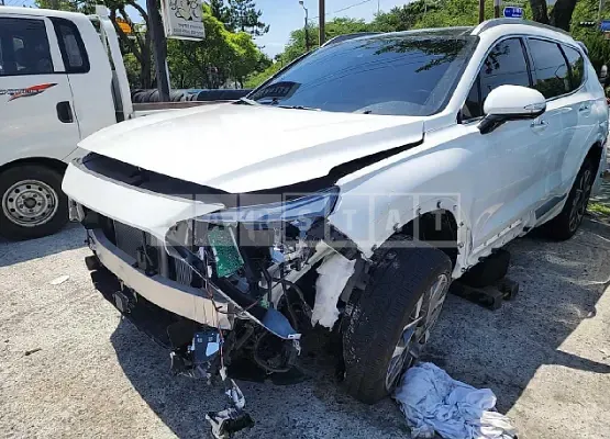 Photo 2 of 50: 2023 Hyundai Santa Fe — Korean insurance auction