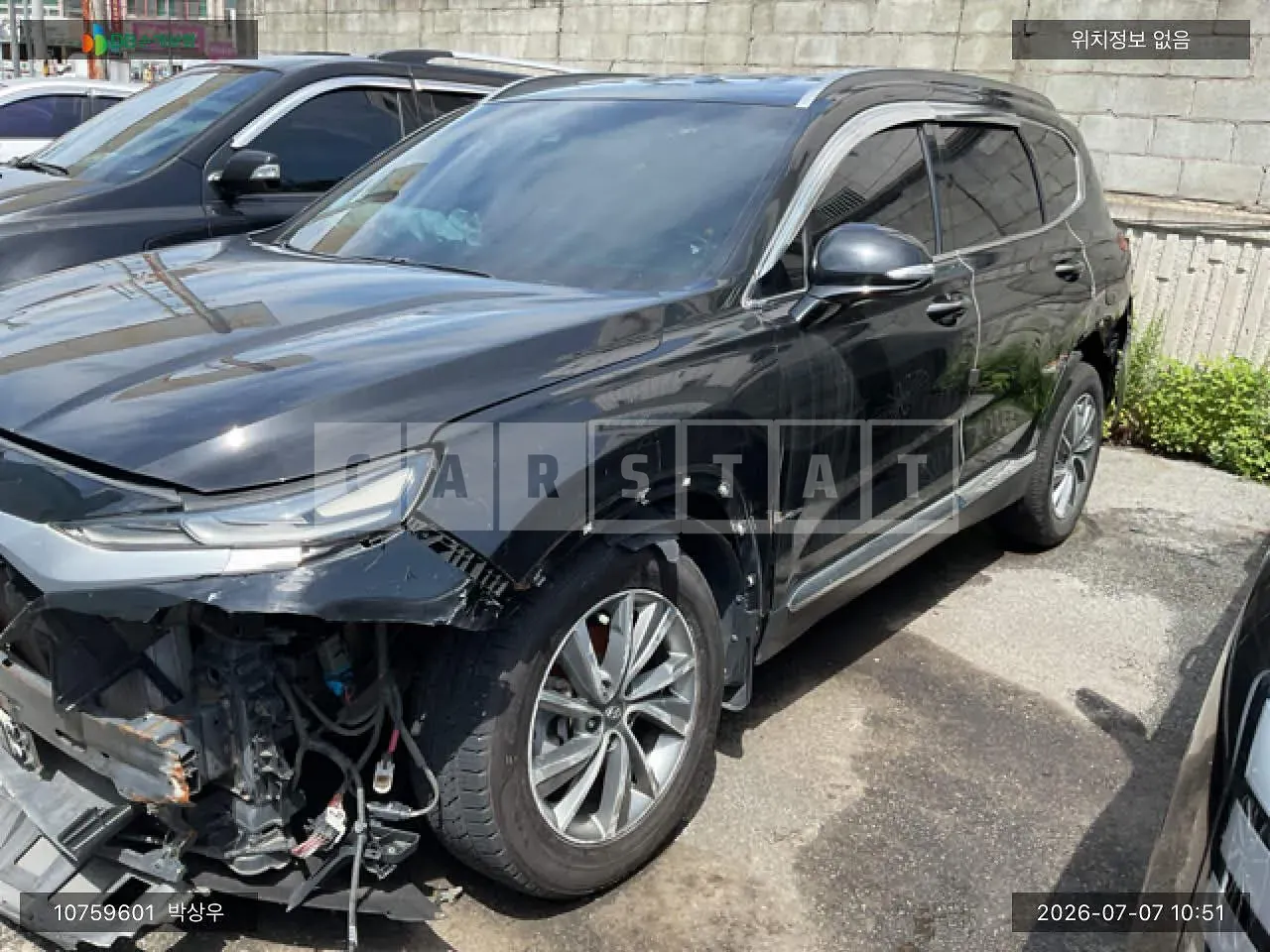 Photo 2 of 28: 2018 Hyundai Santa Fe, VIN KMHS281BBKU095184 — Korean insurance auction