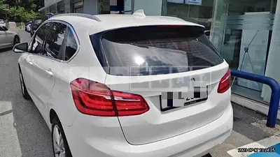 Photo 1 of 31: 2018 BMW Active Tourer, VIN WBA2C1103J7A31899 — Korean insurance auction