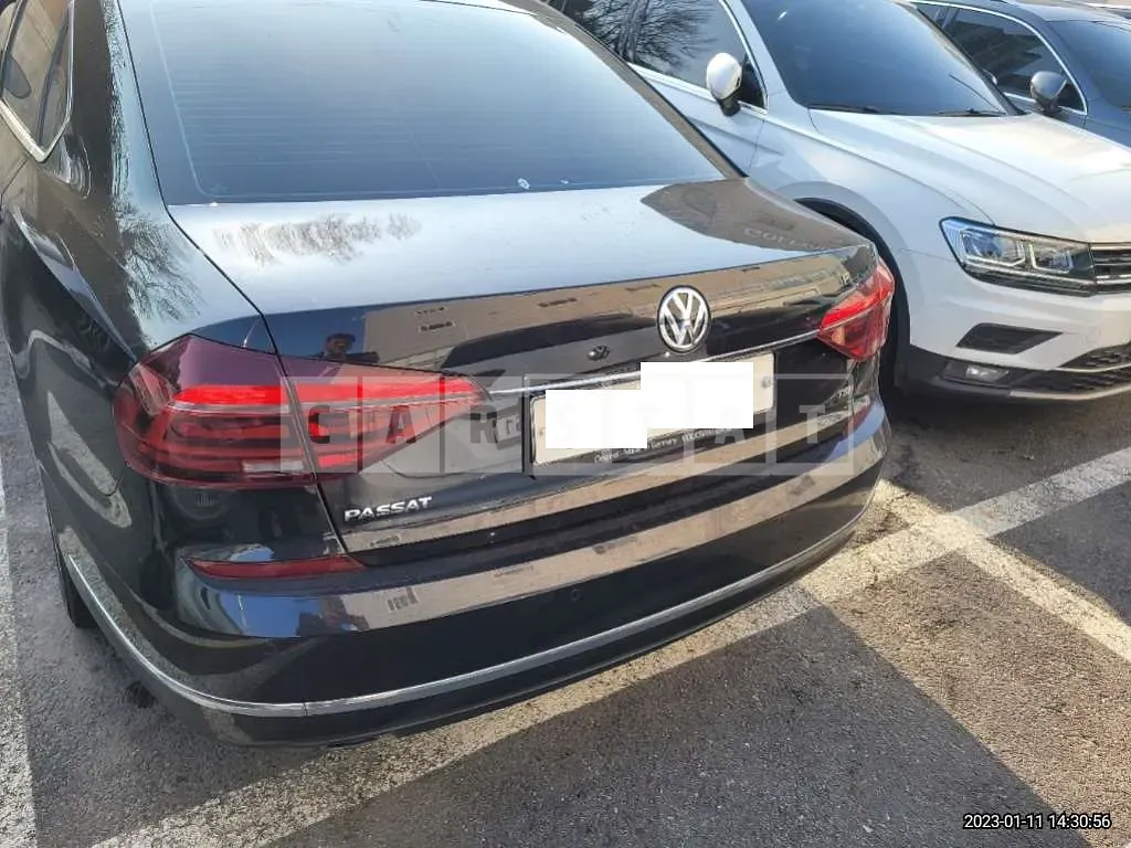 Photo 2 of 41: 2018 Volkswagen Passat 2.0 TSI, VIN 1VWZZZA3ZJC038480 — Korean insurance auction