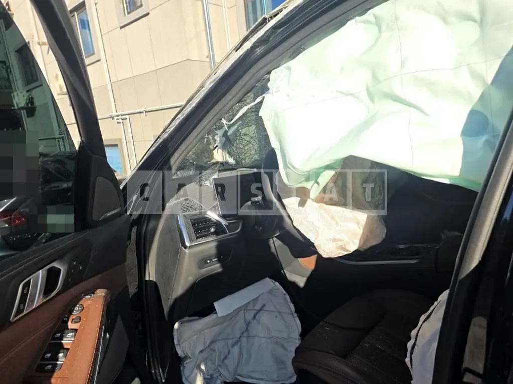 Photo 2 of 19: 2026 BMW X5 xDrive40i — Korean insurance auction