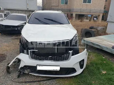Photo 1 of 13: 2018 Kia Sorento — Korean insurance auction