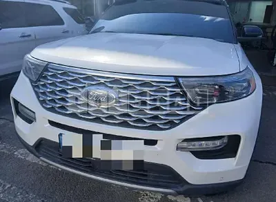Photo 1 of 9: 2021 Ford Explorer 3.0 — Korean insurance auction