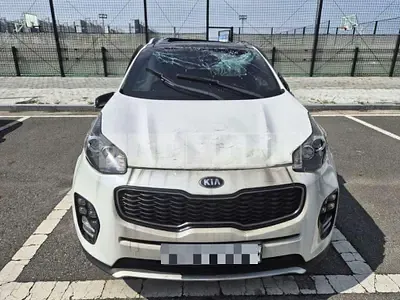 Photo 1 of 21: 2016 Kia Sportage — Korean insurance auction