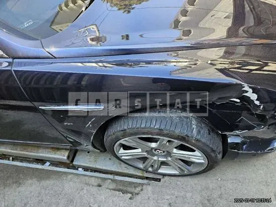 Photo 2 of 15: 2016 Bentley Flyingspur V8 — Korean insurance auction