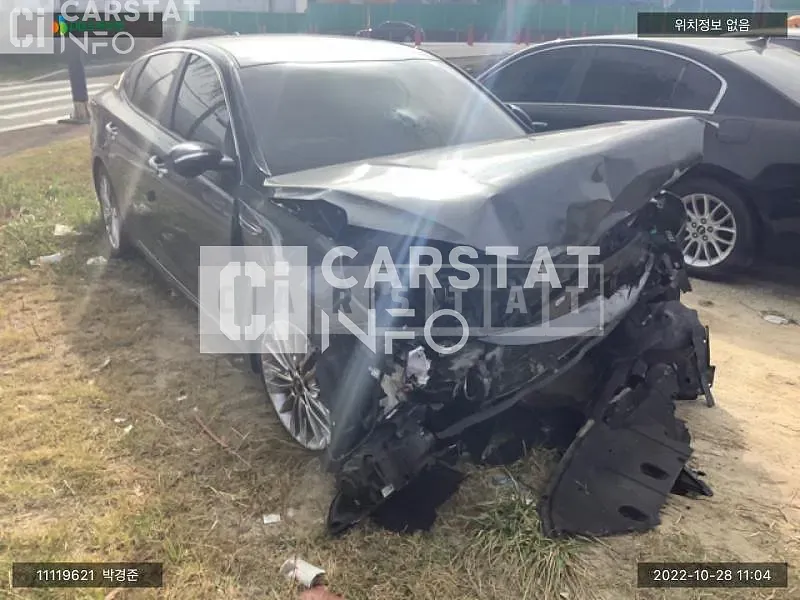Photo 2 of 10: 2018 Kia K5, VIN KNAGT411BKA300794 — Korean insurance auction