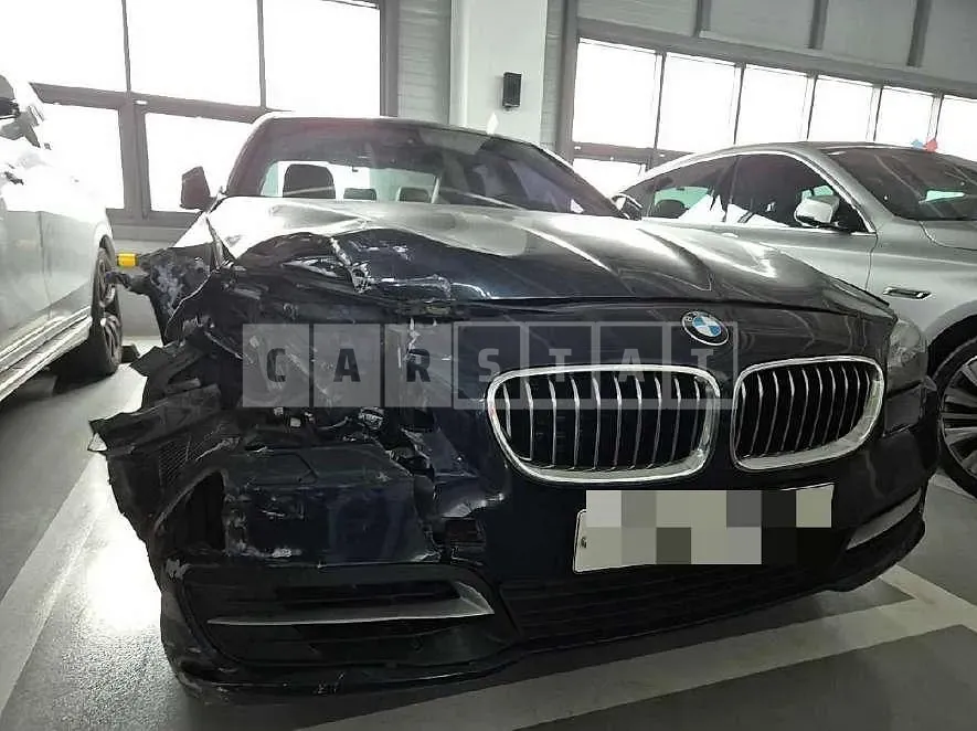 Photo 2 of 8: 2014 BMW 520d — Korean insurance auction