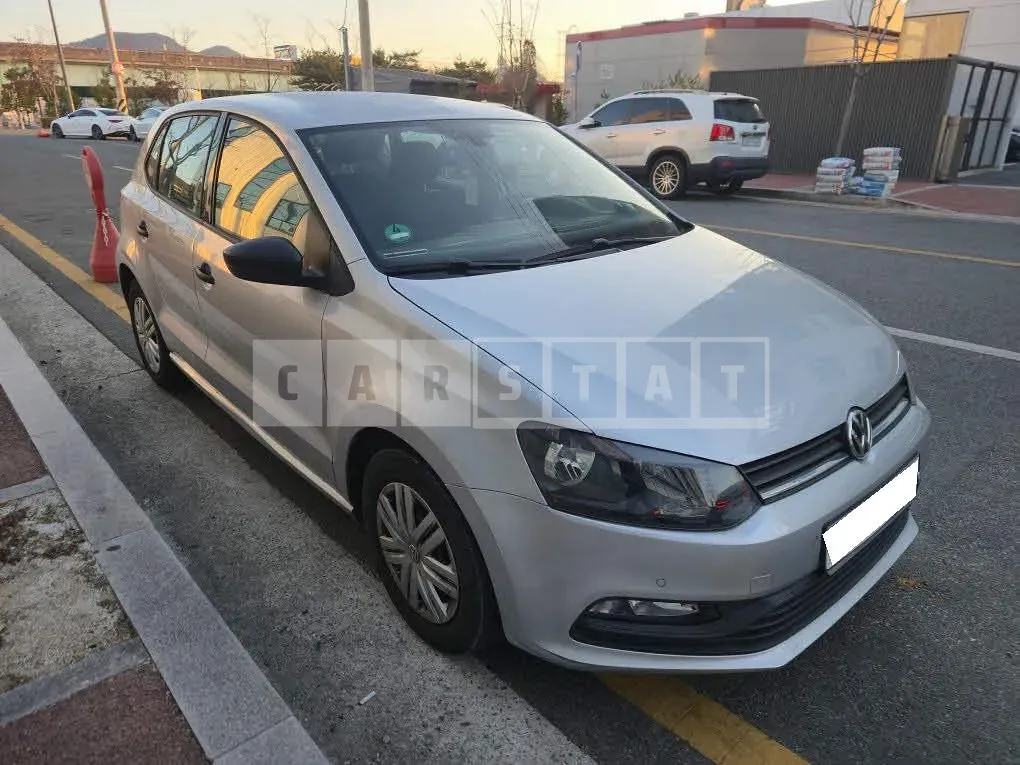 Photo 2 of 24: 2016 Volkswagen Polo, VIN WVWZZZ6RZGY049151 — Korean insurance auction