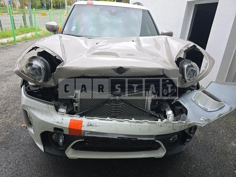 Photo 2 of 18: 2024 MINI Cooper Countryman — Korean insurance auction
