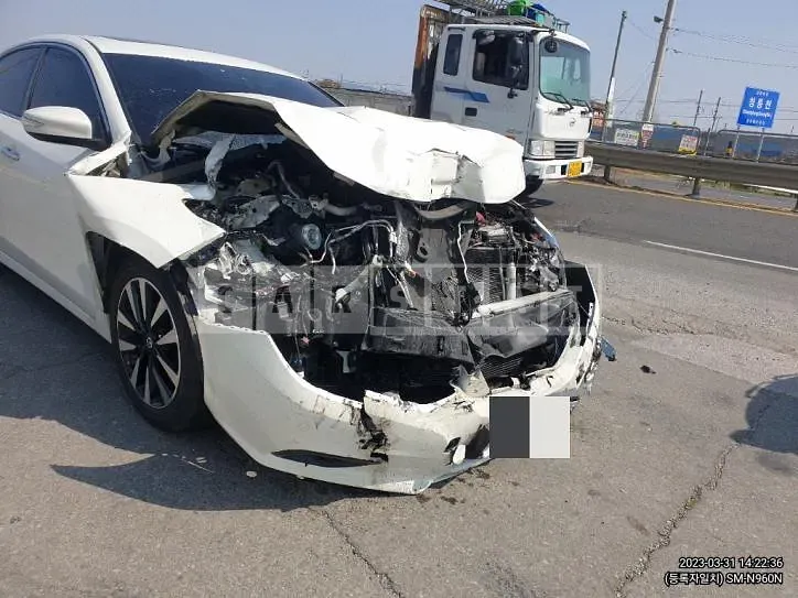 Photo 2 of 5: 2018 Nissan Altima 2.5, VIN 1N4AL3AP8JC273220 — Korean insurance auction