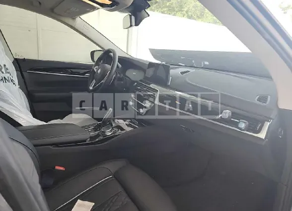 Photo 2 of 18: 2020 BMW 630i xDrive, VIN WBA81BP04LCD82909 — Korean insurance auction